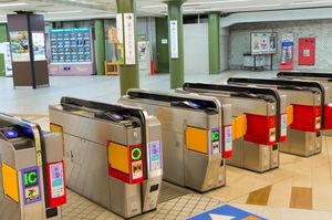 電車の改札口
